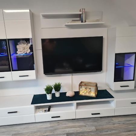 Exklusive Ferienwohnung Nahe Der Nordsee Wesselburen Экстерьер фото