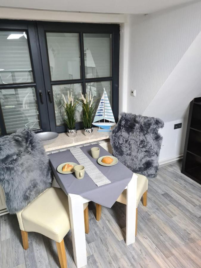 Exklusive Ferienwohnung Nahe Der Nordsee Wesselburen Экстерьер фото